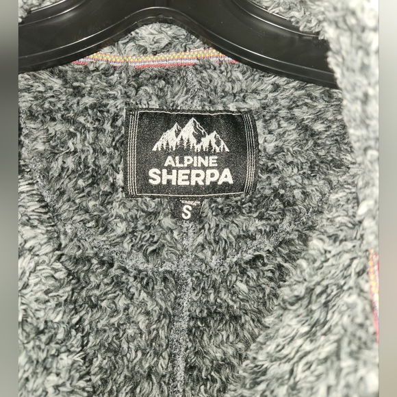 EUC Alpine Sherpa Fleece sweater - Picture 3 of 4